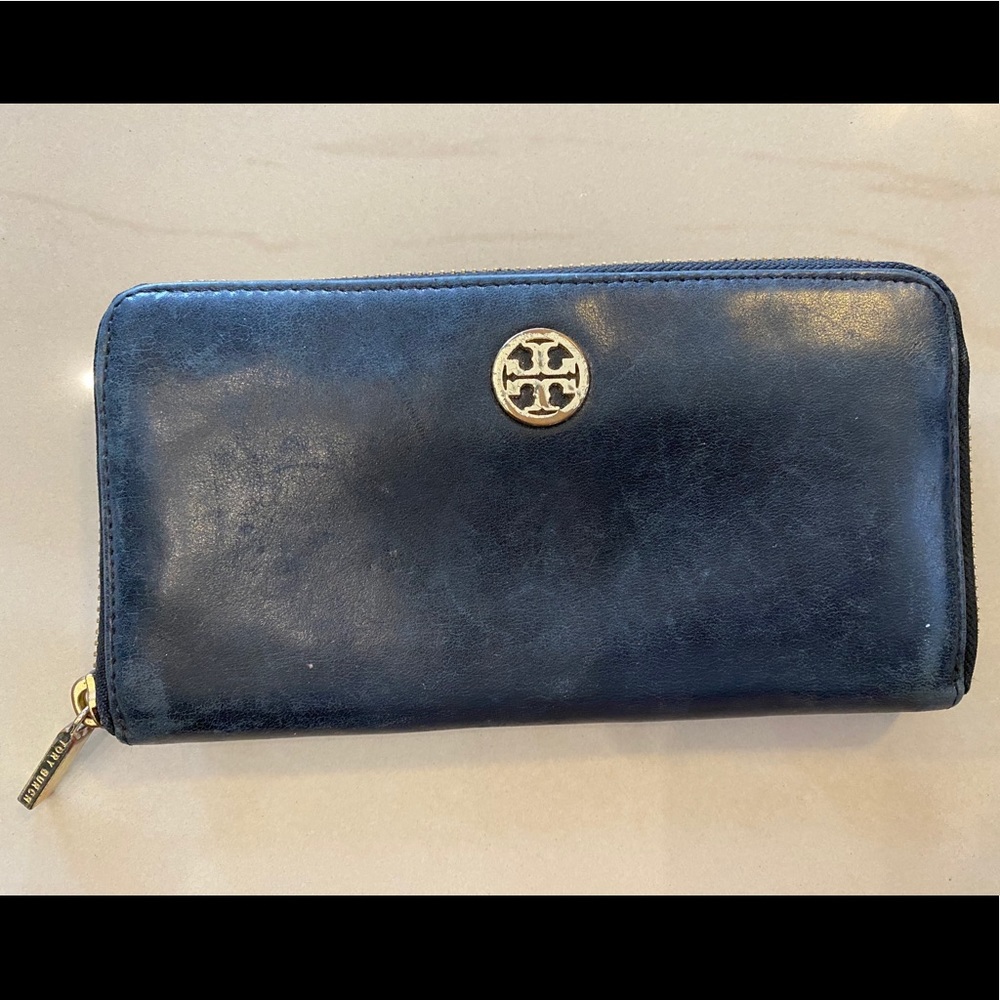 Tory Burch wallet
